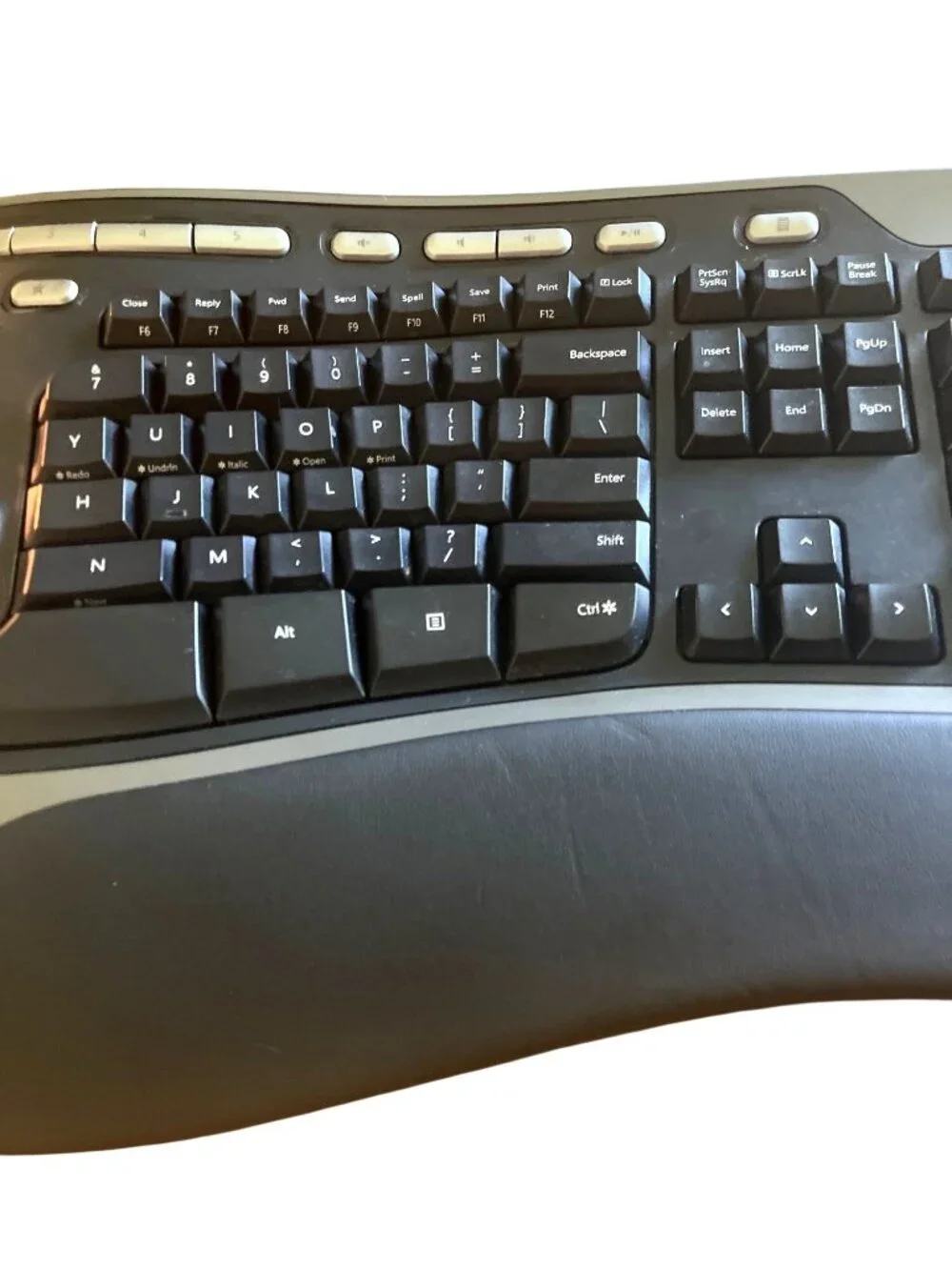 Microsoft Natural Ergonomic USB Wired Keyboard 4000 V1.0 Black KU-0462 Tested
